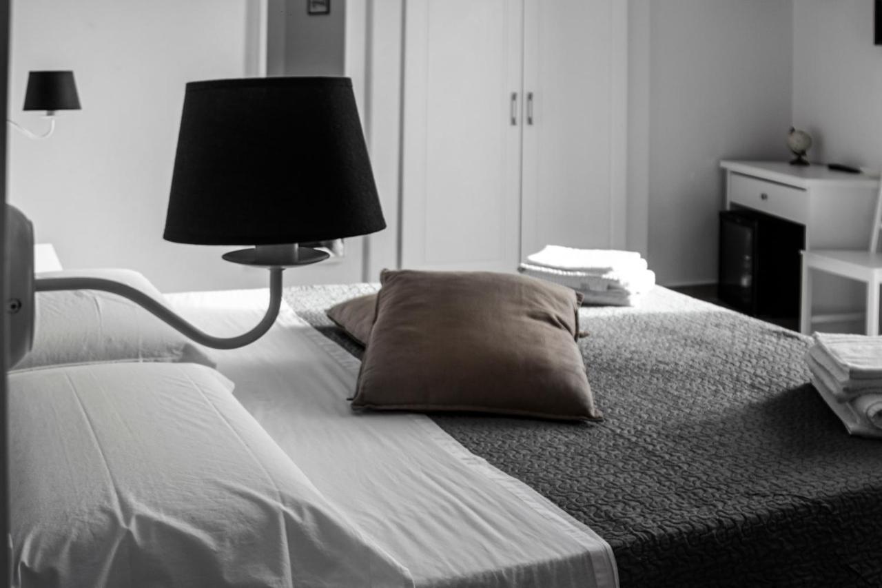 Aurora Luxury Rooms Neapel Exterior foto